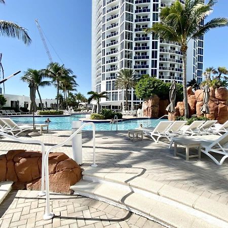 Trump International Resort By Zen Vacation Rentals マイアミビーチ エクステリア 写真