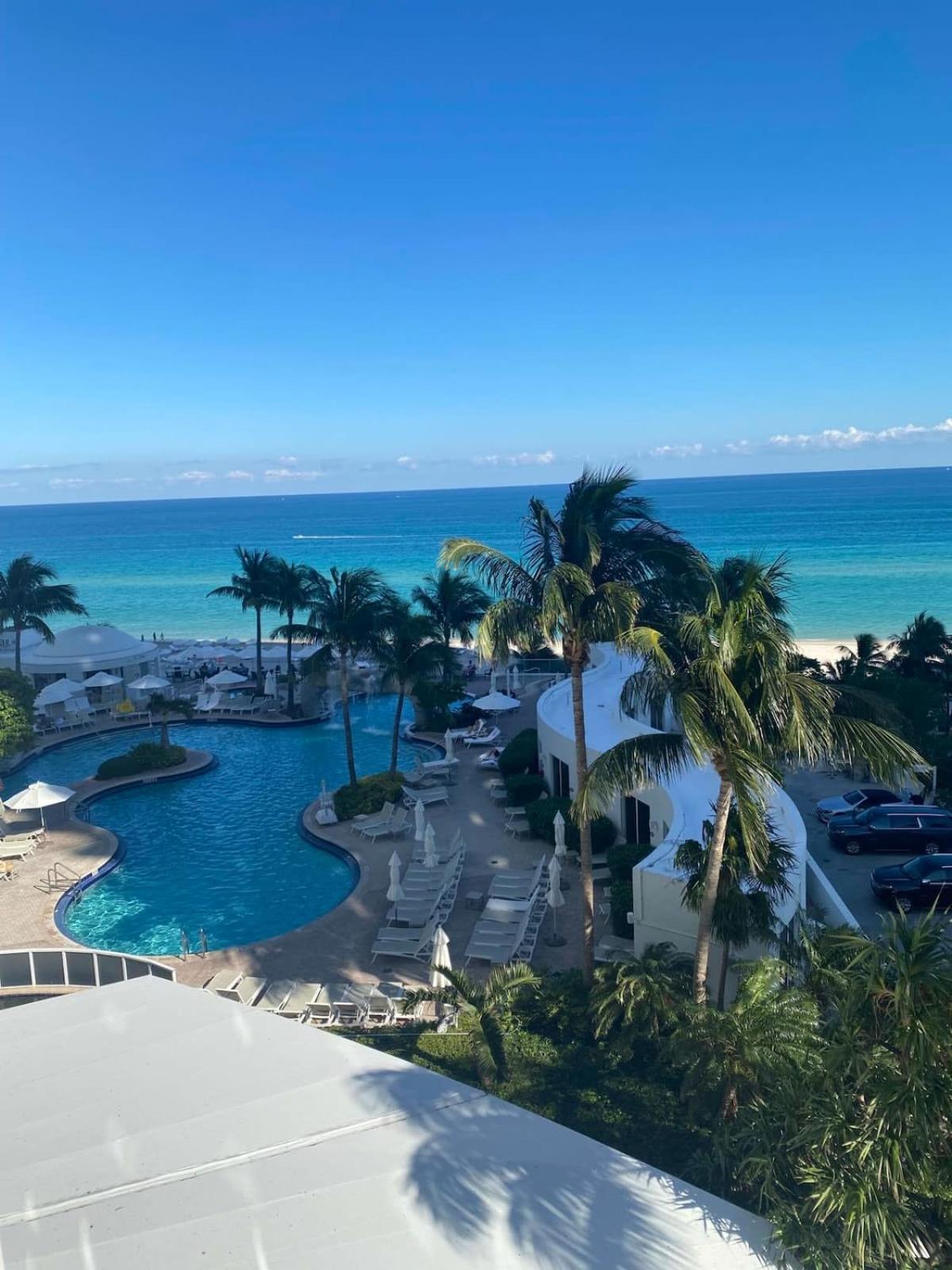 Trump International Resort By Zen Vacation Rentals マイアミビーチ エクステリア 写真