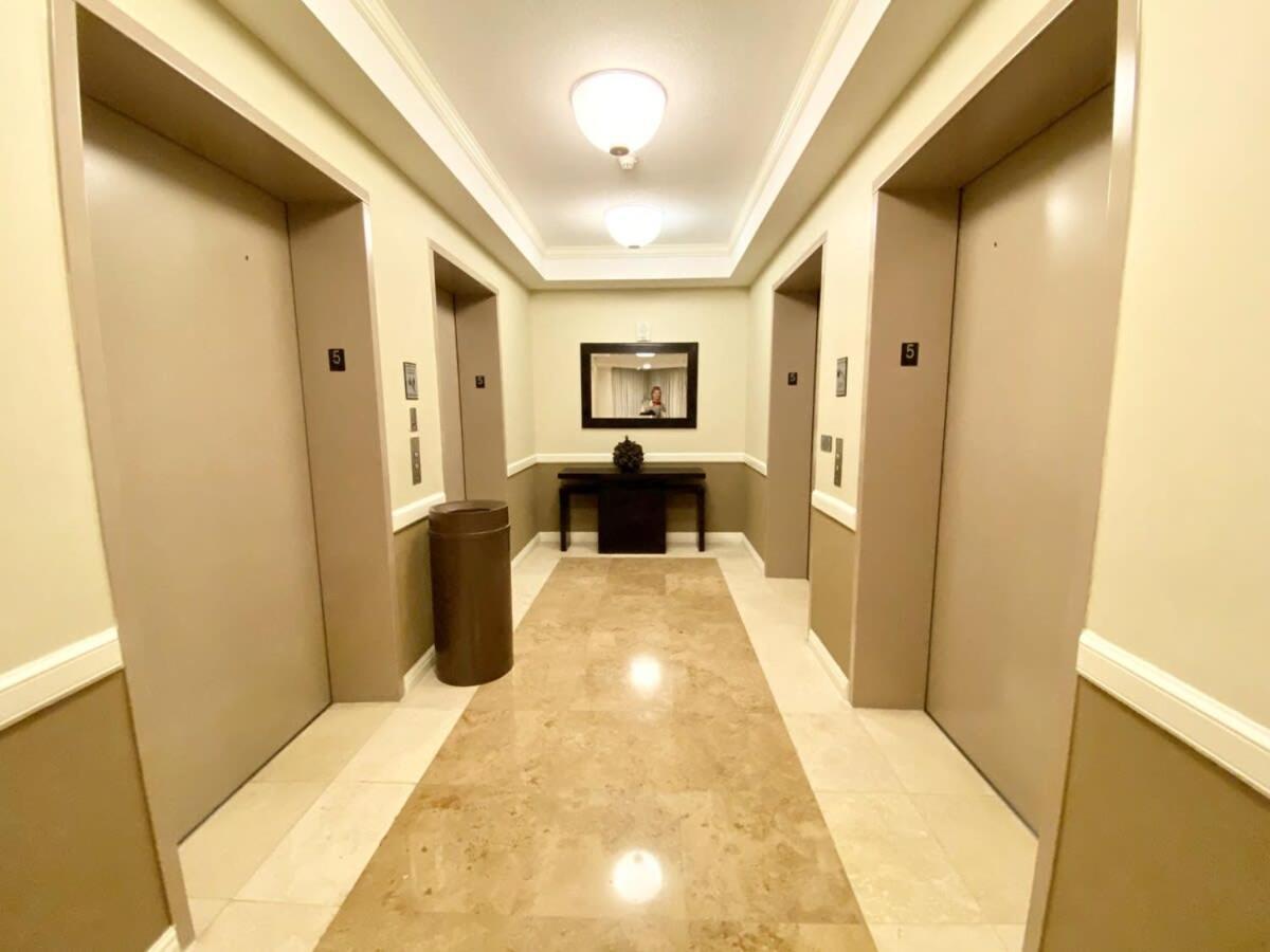 Trump International Resort By Zen Vacation Rentals マイアミビーチ エクステリア 写真