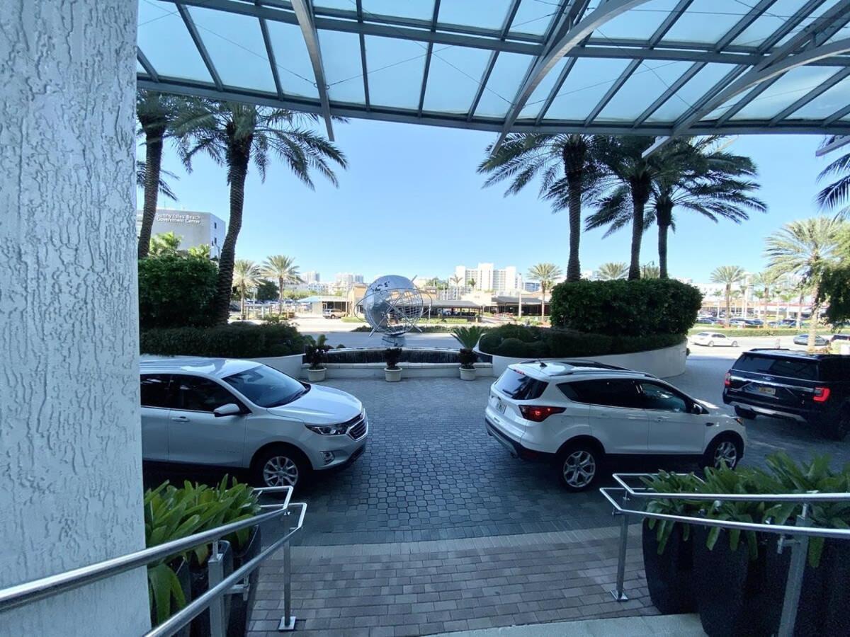 Trump International Resort By Zen Vacation Rentals マイアミビーチ エクステリア 写真