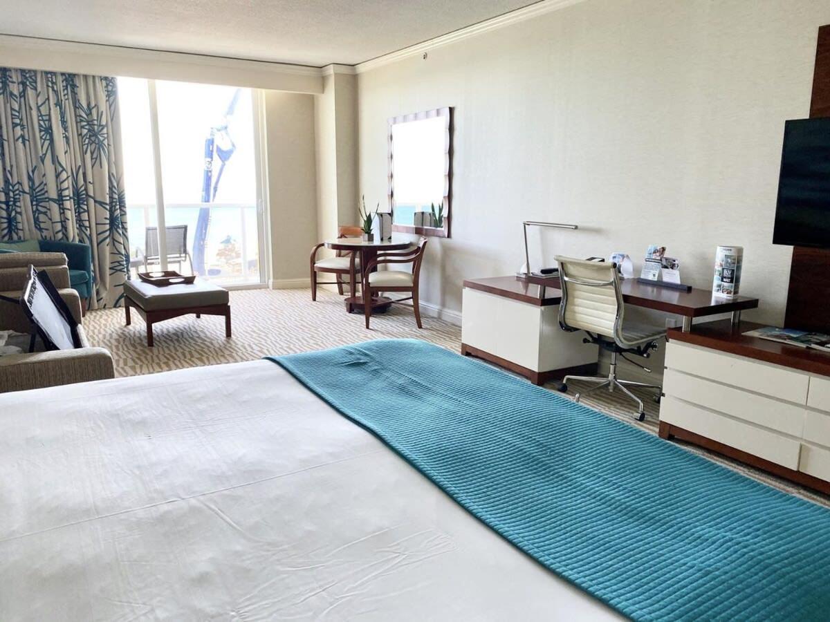 Trump International Resort By Zen Vacation Rentals マイアミビーチ エクステリア 写真